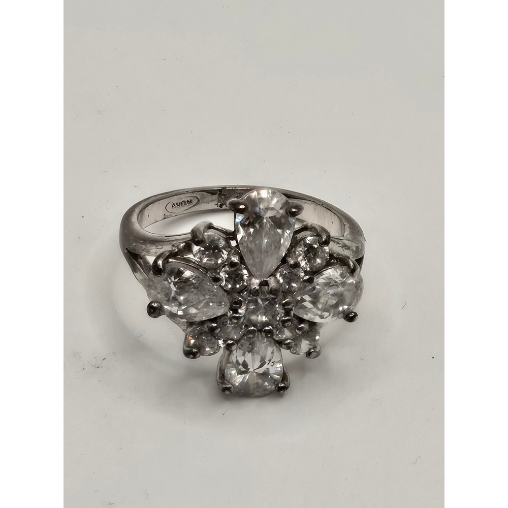 Avon Silver Tone Cubic Zirconia Floral Cluster Cocktail Ring Size 7.75 RJ